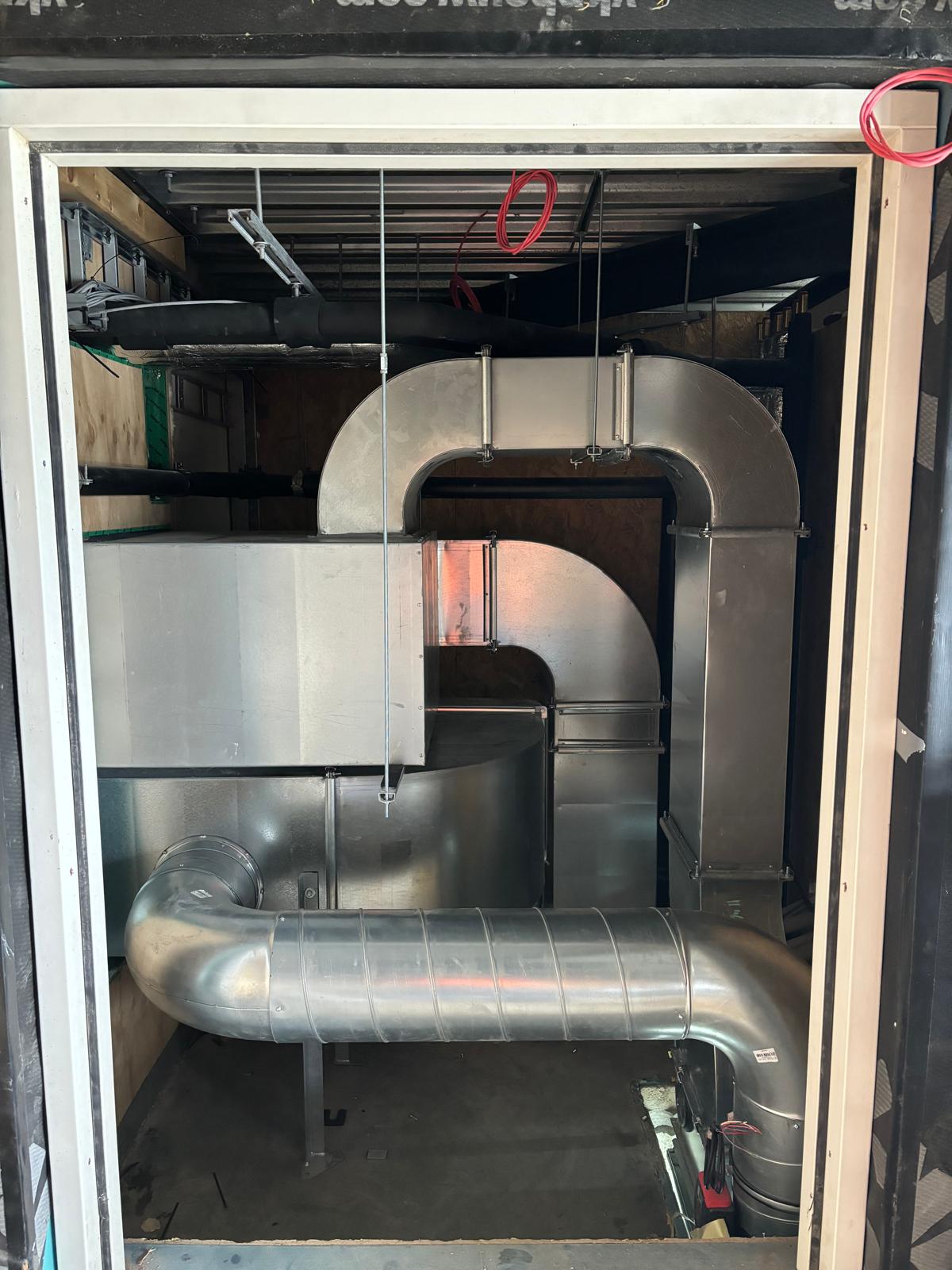 Distributiecentrum DHL Hoofddorp foto 1